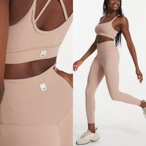 Vuori Rib Studio Neutral Leggings Sz S